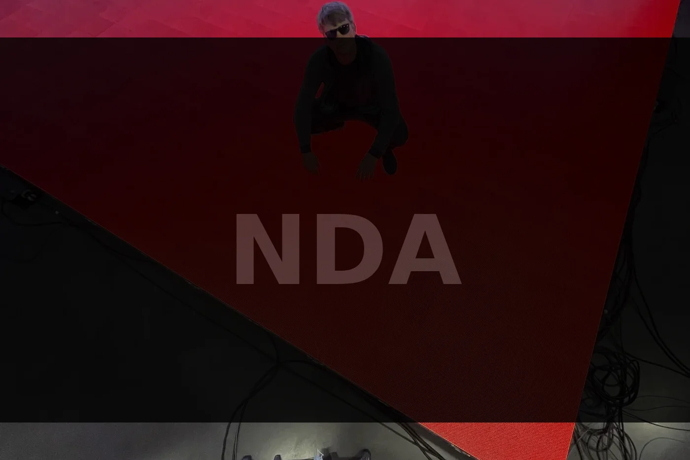 LED light bar rigging during load-in